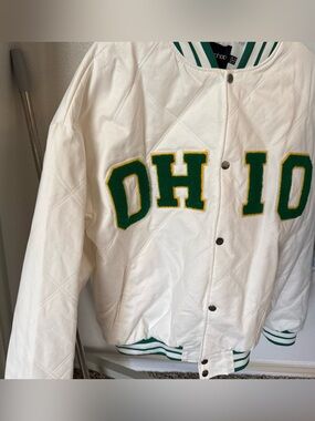 Boohoo White Quilted 'OHIO' Bomber Jacket with Green & Gold Lettering